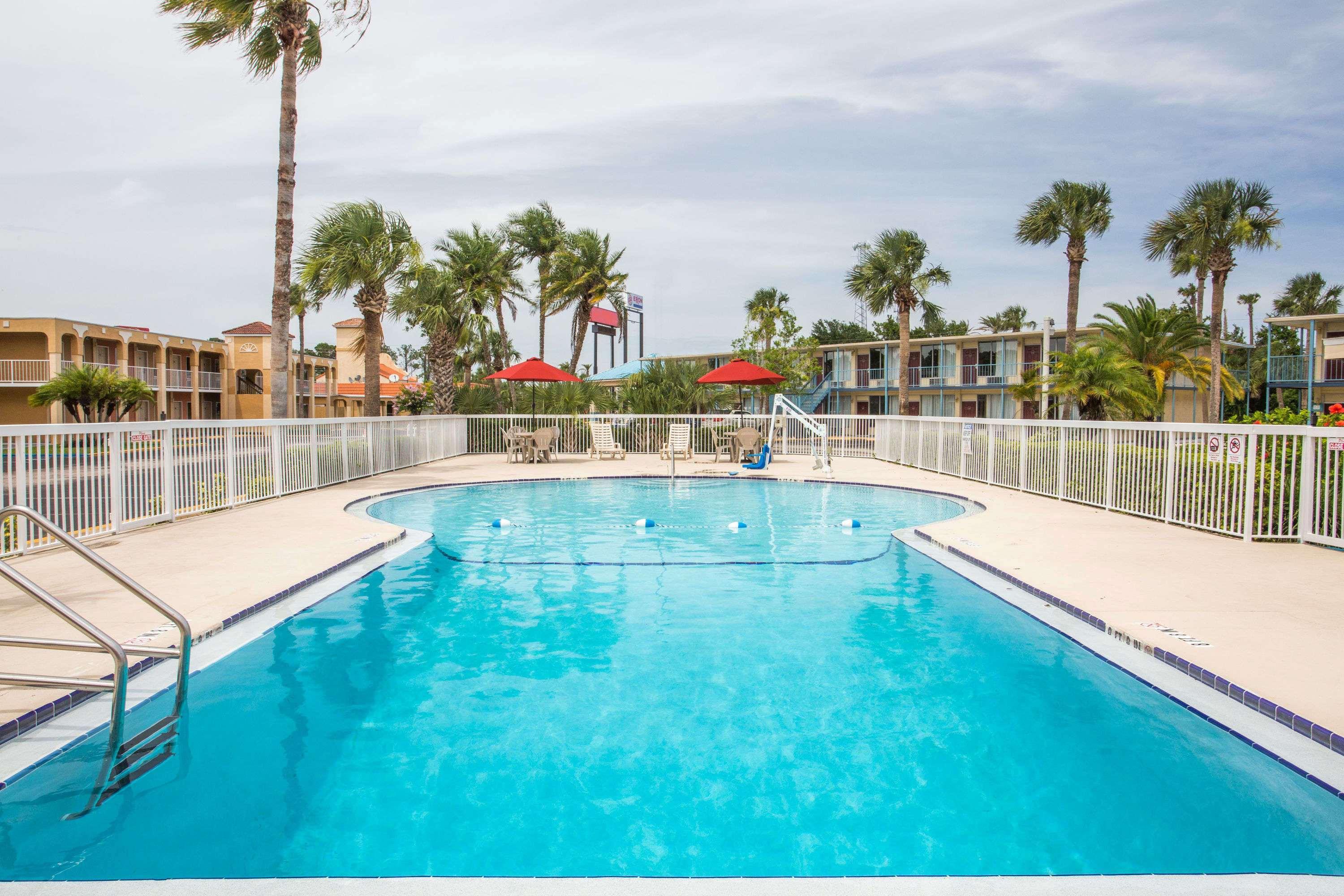 Days Inn By Wyndham Ormond Beach Exterior photo