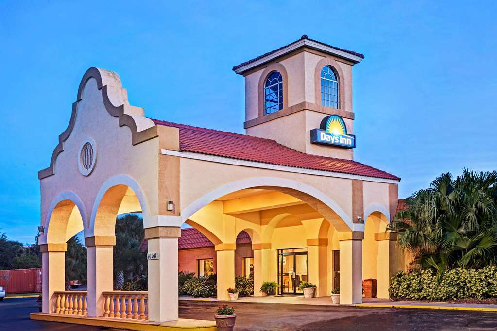Days Inn By Wyndham Ormond Beach Exterior photo