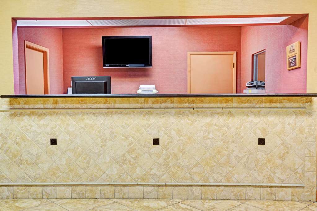 Days Inn By Wyndham Ormond Beach Interior photo
